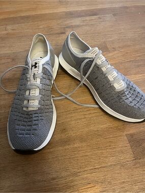 Under Armour Men's Grey Knit Athletic Sneakers